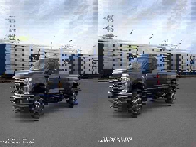 New 2026 Ford F350 XLT image 23