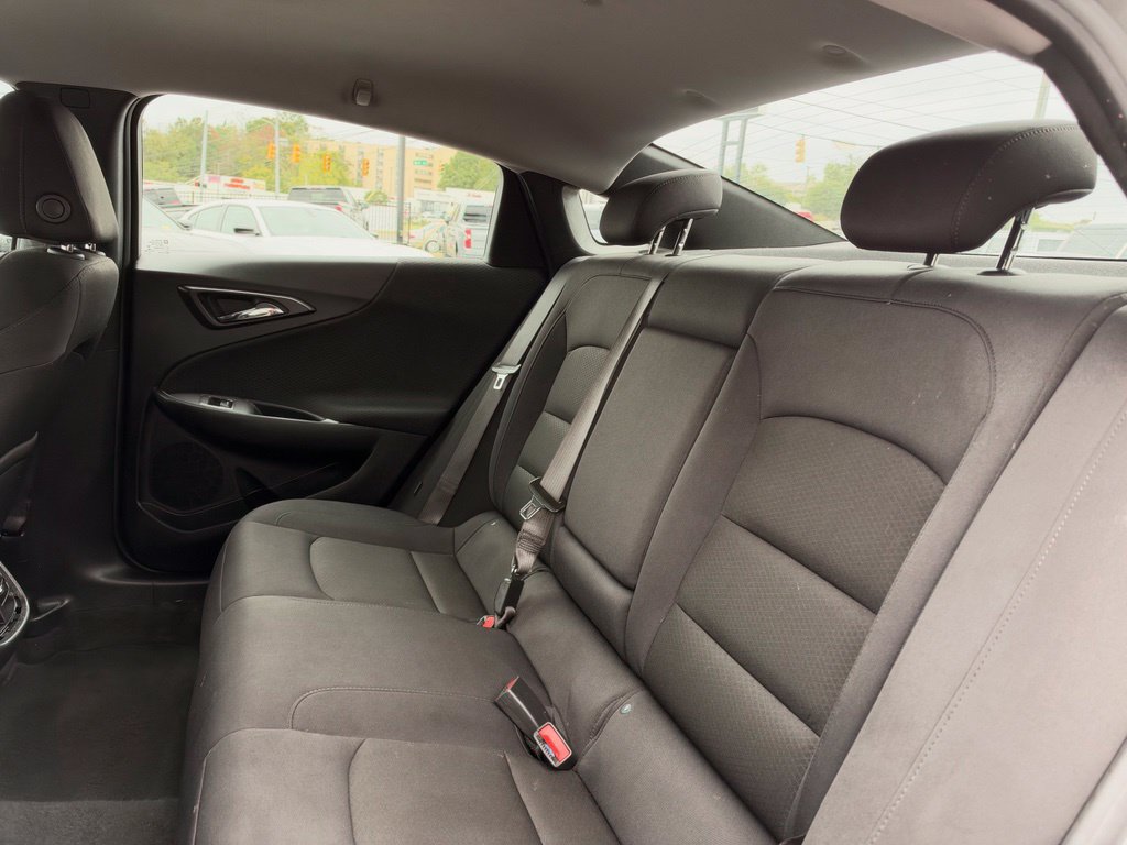 Used 2024 Chevrolet Malibu LT FWD image 25