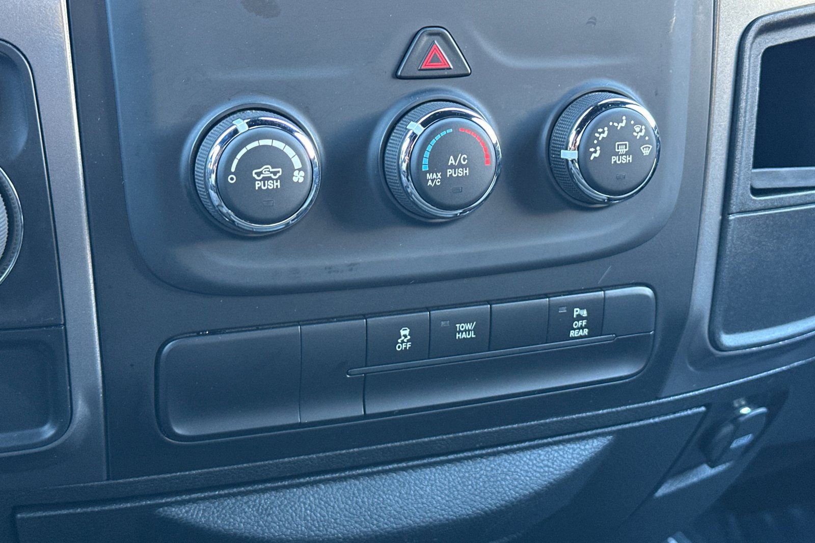 Used 2024 RAM 1500 Classic Warlock image 23