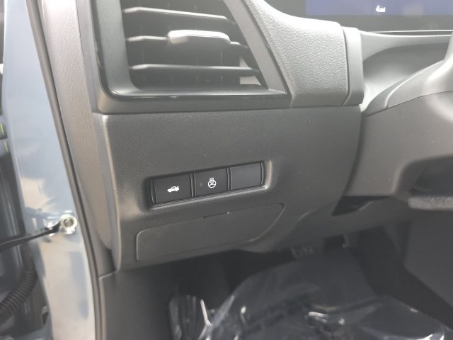 New 2027 Nissan Sentra SR w/ SR All Weather Package FWD image 40
