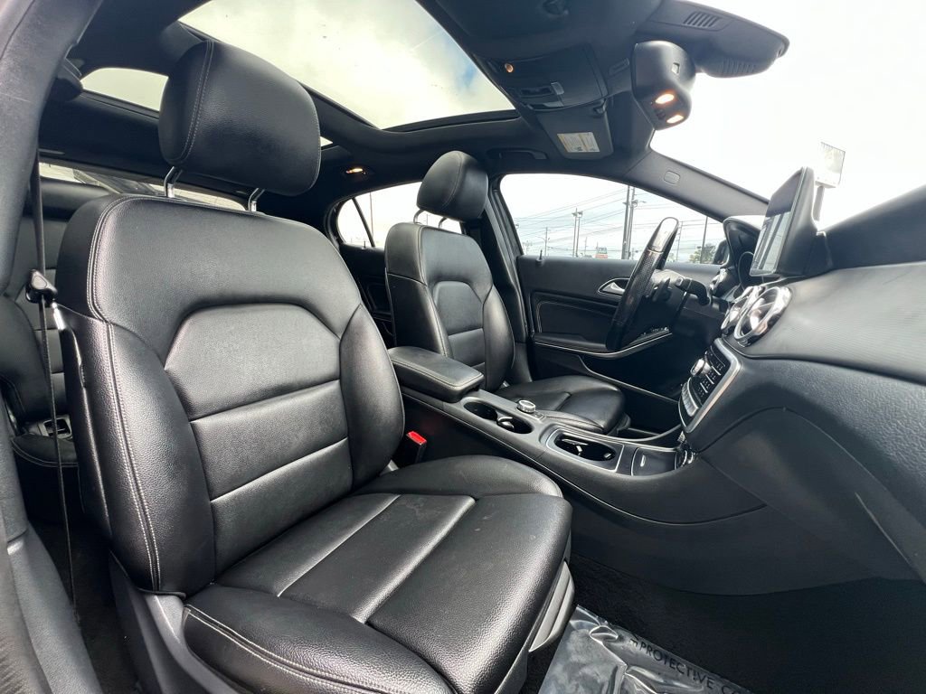 Used 2019 Mercedes-Benz GLA 250 4MATIC image 28