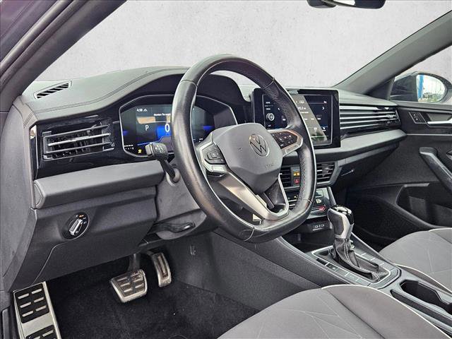 Used 2025 Volkswagen Jetta Sport FWD image 10