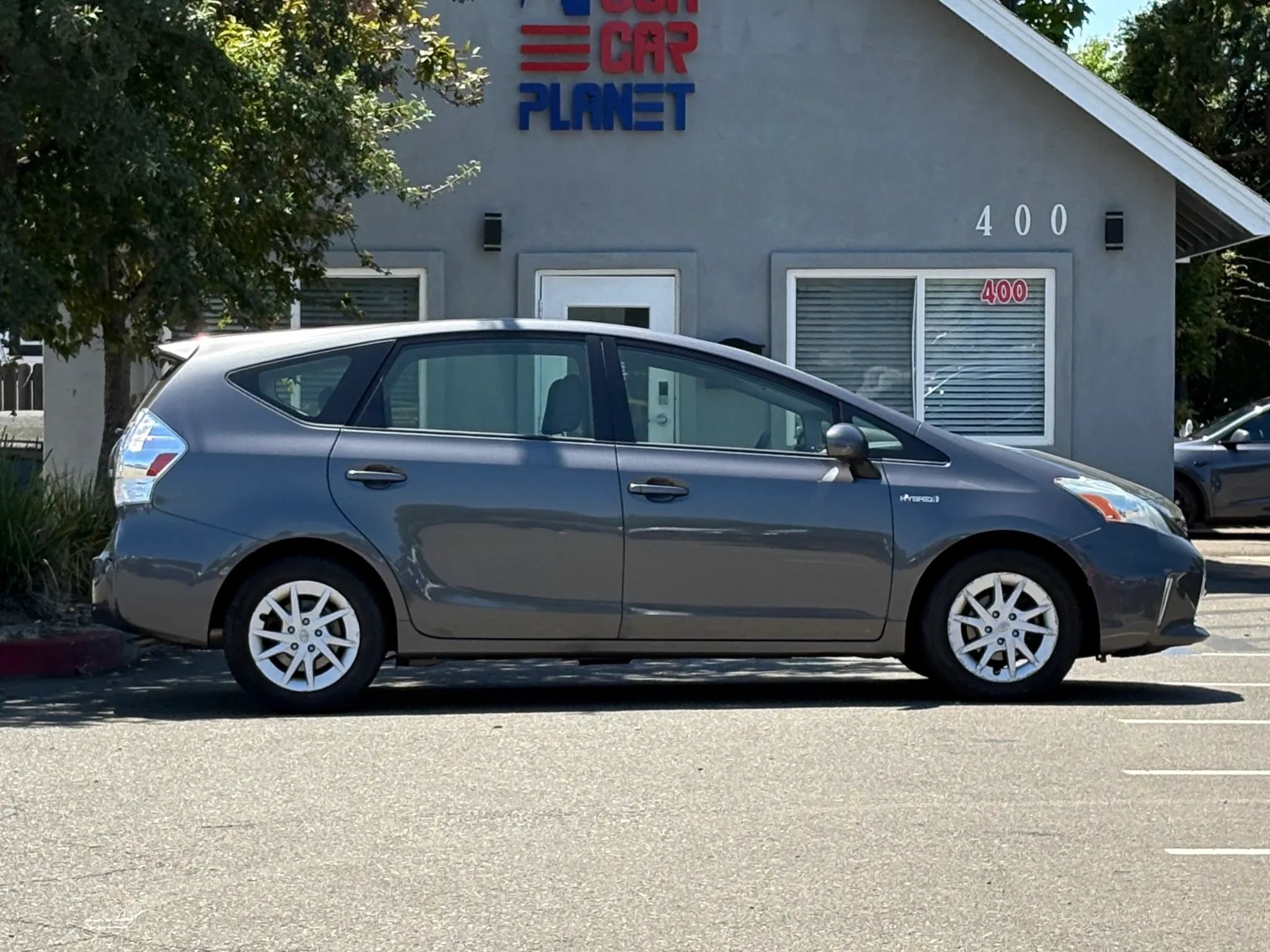 Used 2013 Toyota Prius V Two FWD image 4