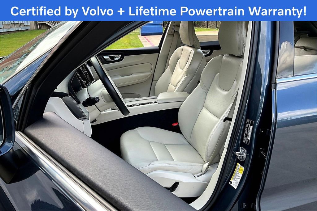 Used 2023 Volvo XC60 B5 Plus w/ Climate Package image 32