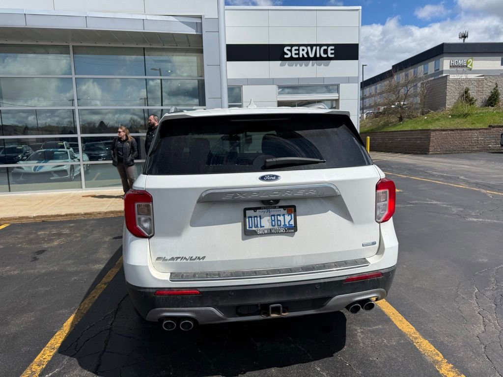 Used 2020 Ford Explorer Platinum w/ Premium Technology Package AWD/4WD image 7
