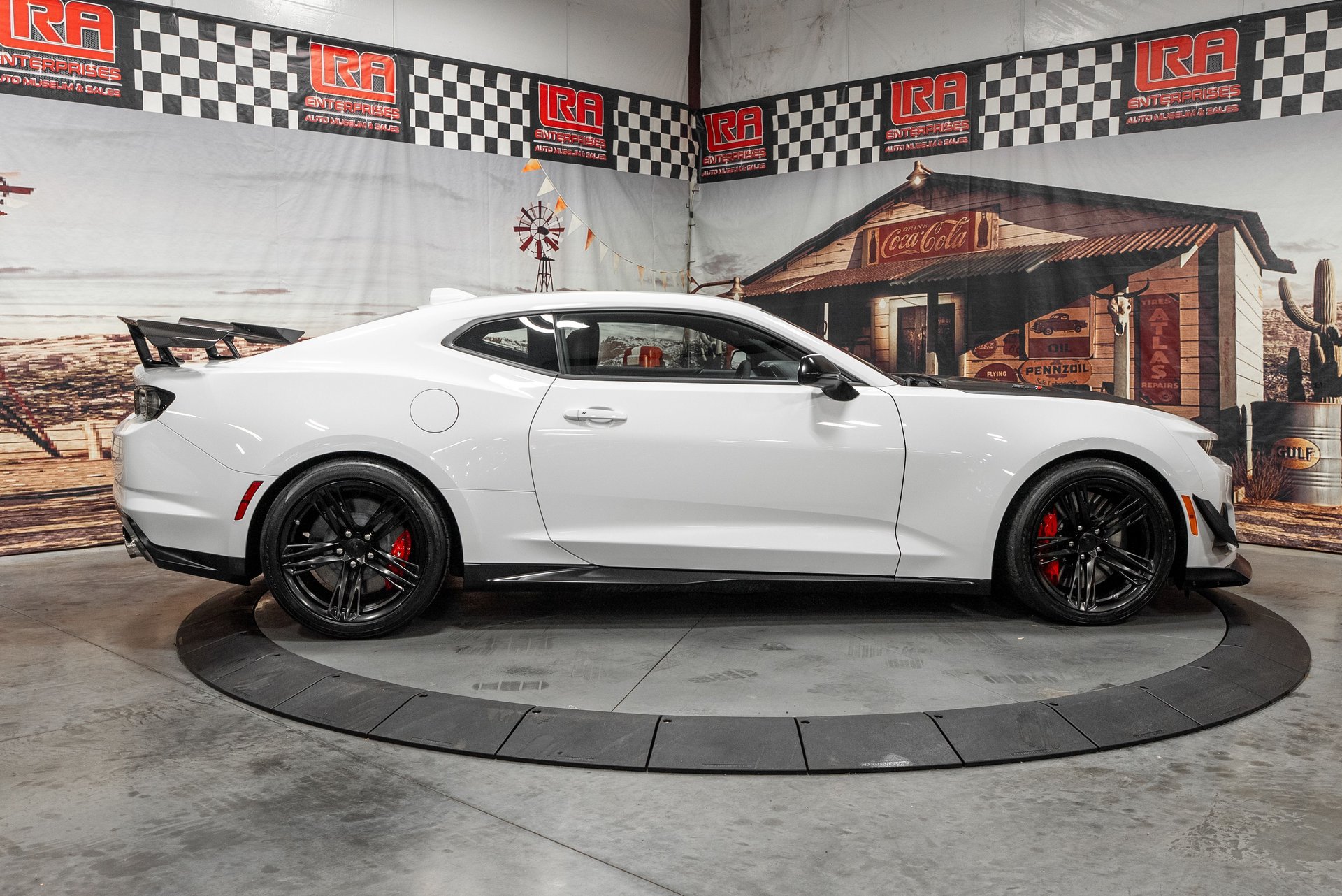 Used 2024 Chevrolet Camaro ZL1 RWD image 2