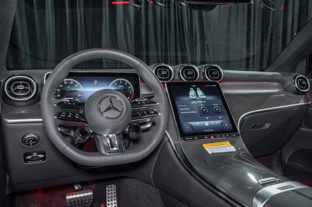 New 2026 Mercedes-Benz GLC 43 AMG 4MATIC image 18