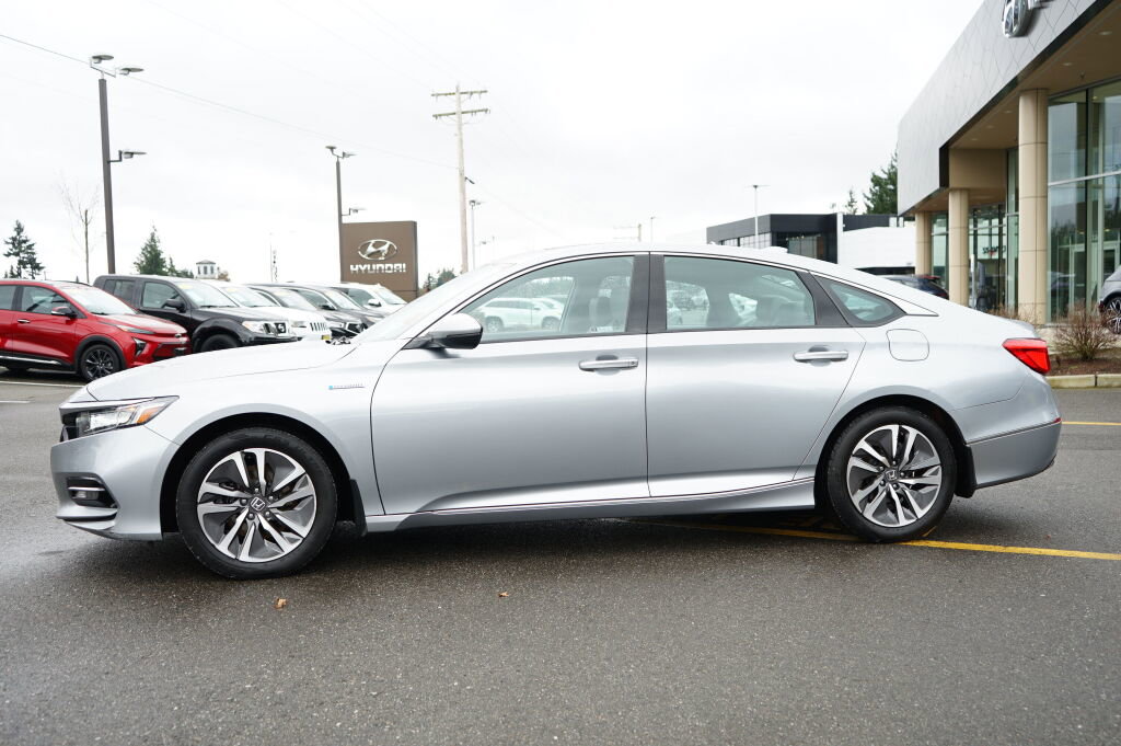 Used 2018 Honda Accord Touring image 9