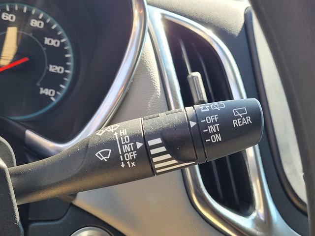 Used 2023 Chevrolet Equinox LS image 17