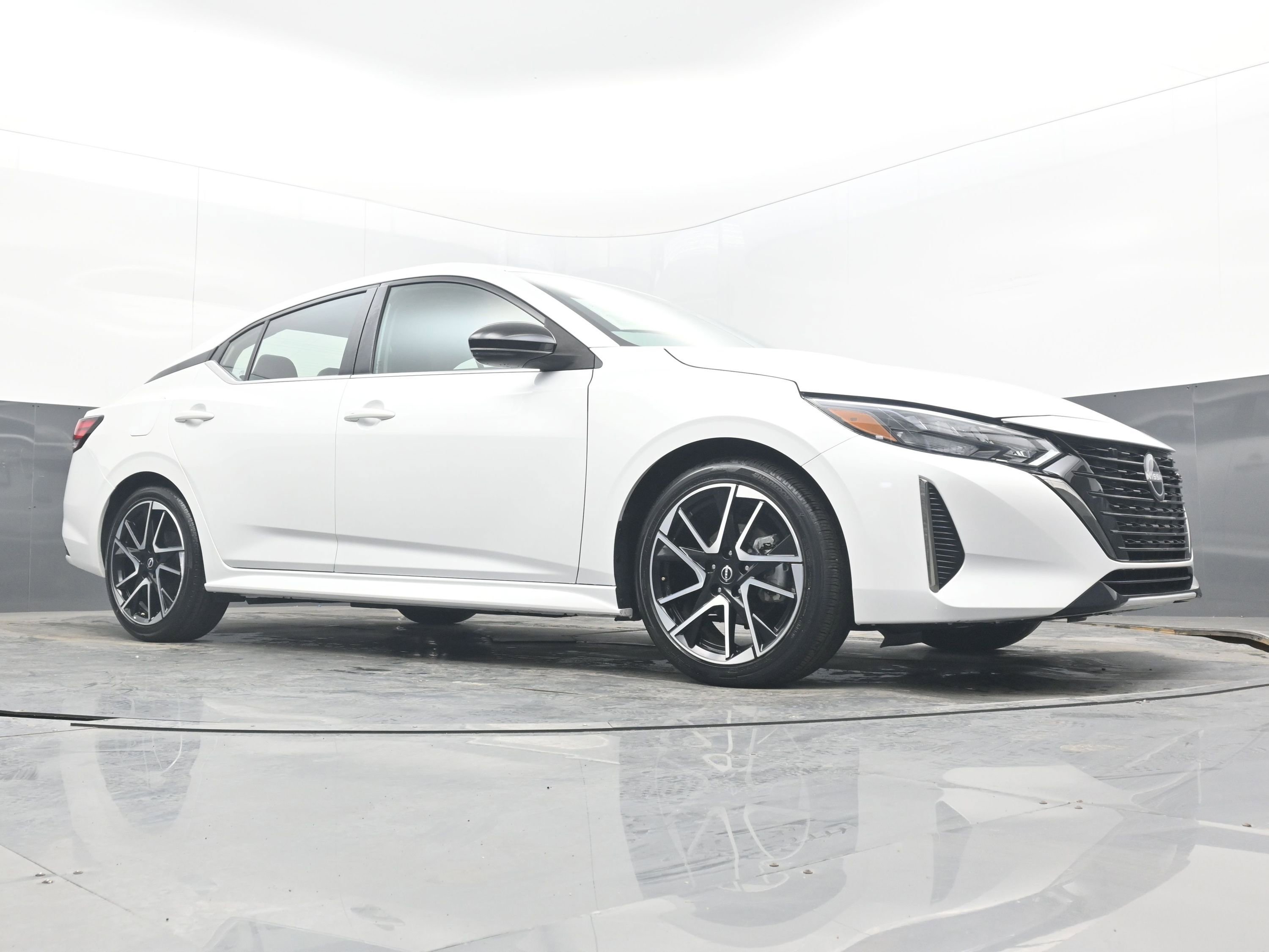 Used 2024 Nissan Sentra SR image 24