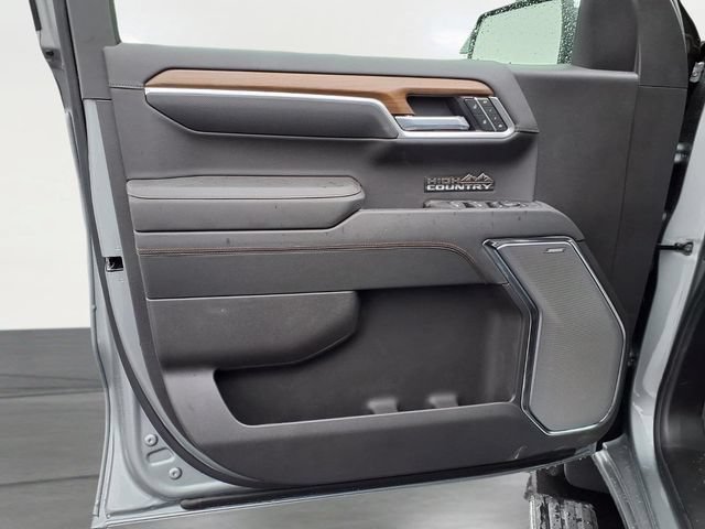 New 2026 Chevrolet Silverado 1500 High Country AWD/4WD image 12