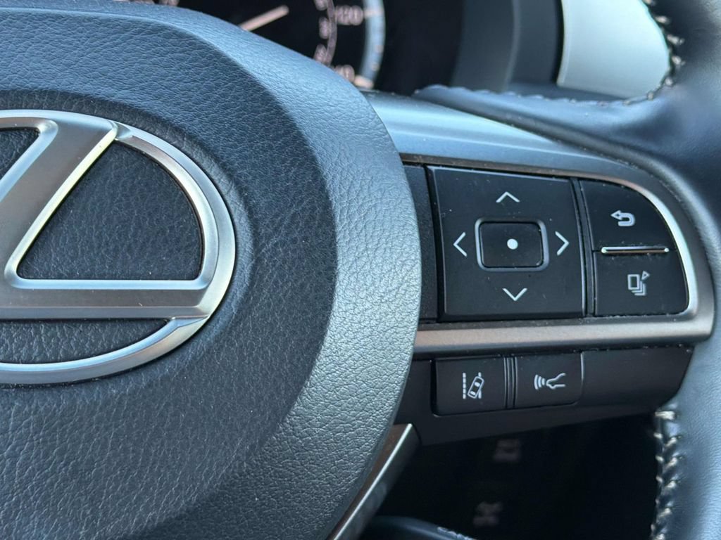 Used 2023 Lexus GX 460 Premium w/ Premium Package AWD/4WD image 12