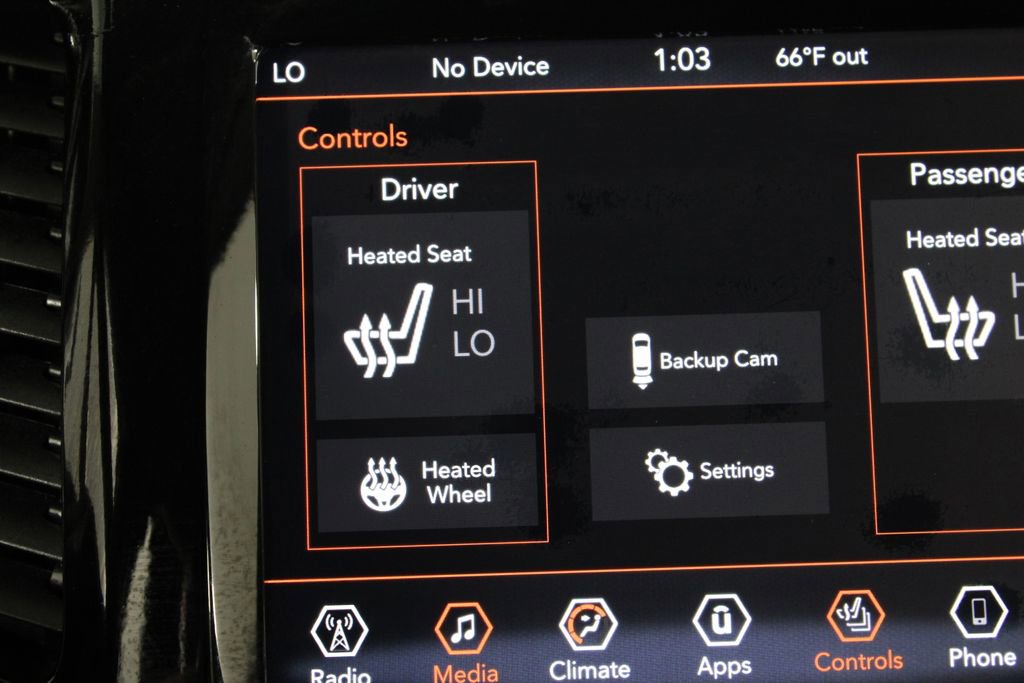 Used 2019 Jeep Cherokee Limited image 25