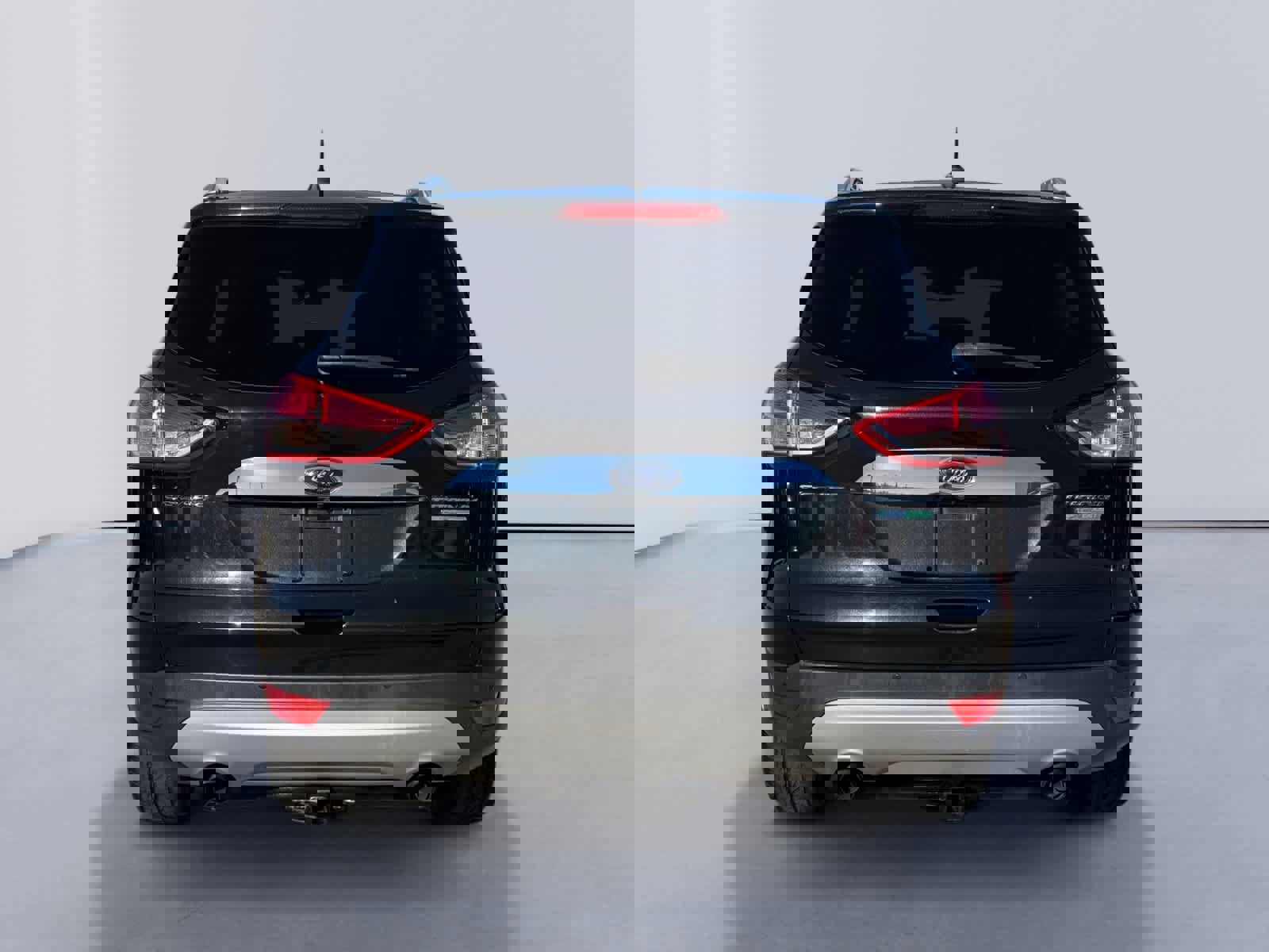 Used 2015 Ford Escape Titanium w/ Equipment Group 301A image 4