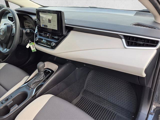 Used 2025 Toyota Corolla LE FWD image 20