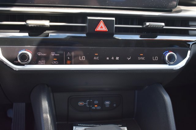 New 2026 Kia Sportage EX FWD image 28