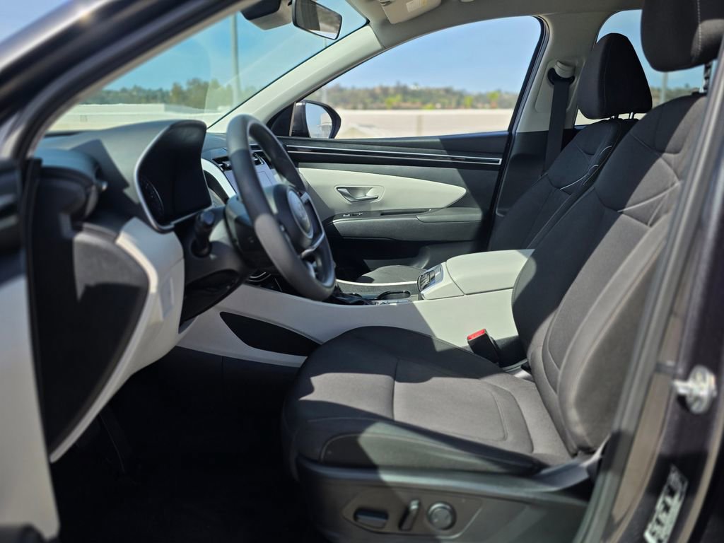 Used 2022 Hyundai Tucson SEL w/ Cargo Package AWD/4WD image 12
