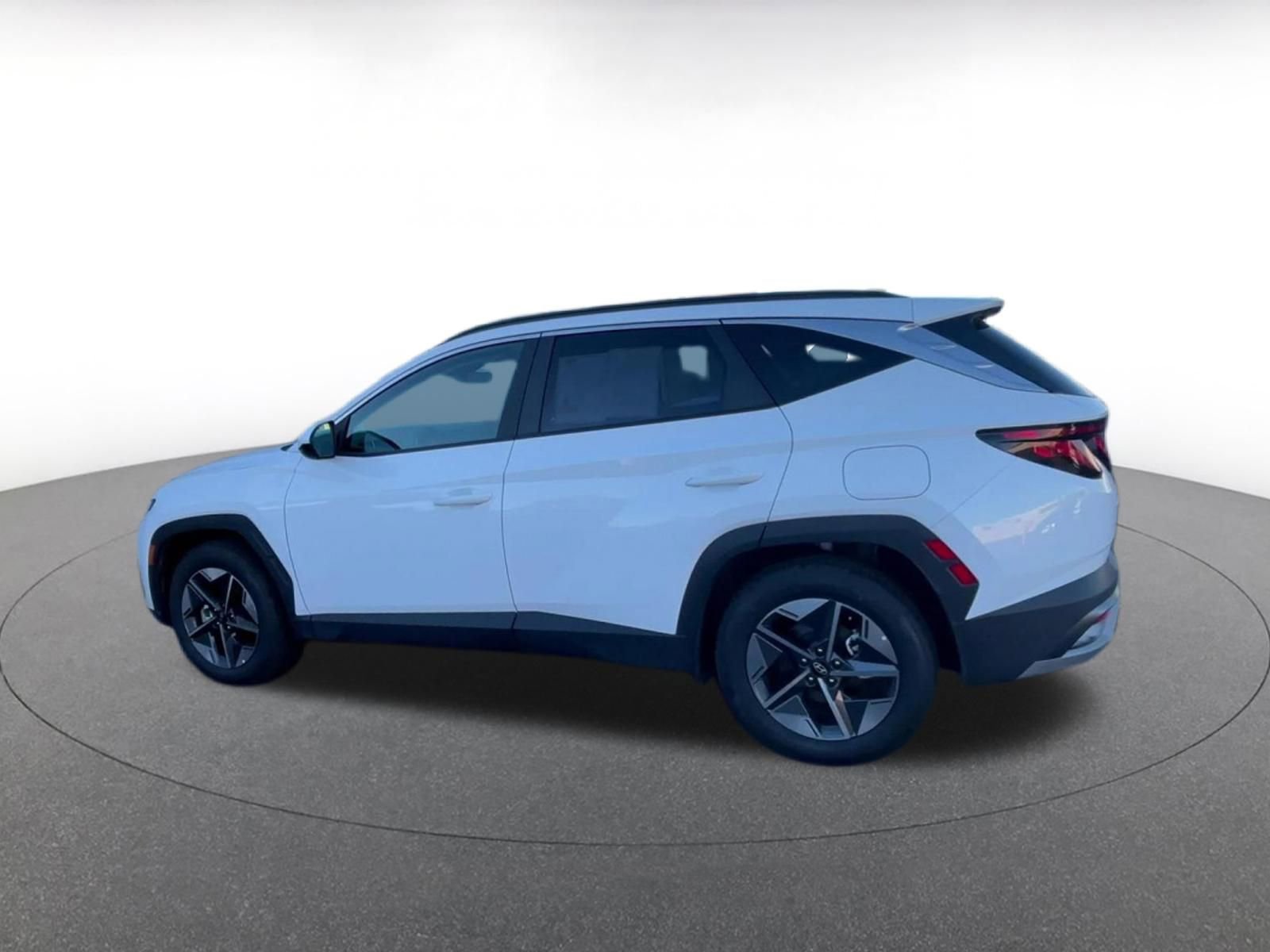 Used 2025 Hyundai Tucson SEL FWD image 10