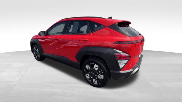 Used 2025 Hyundai Kona SEL FWD image 4