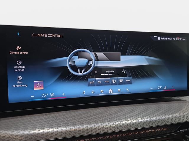 Certified 2025 BMW 330i xDrive Sedan w/ Convenience Package image 19