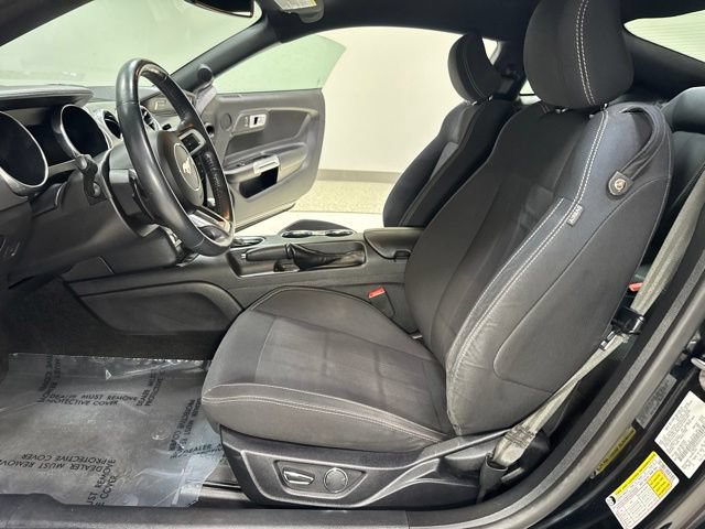 Used 2018 Ford Mustang Coupe w/ Equipment Group 101A RWD image 10
