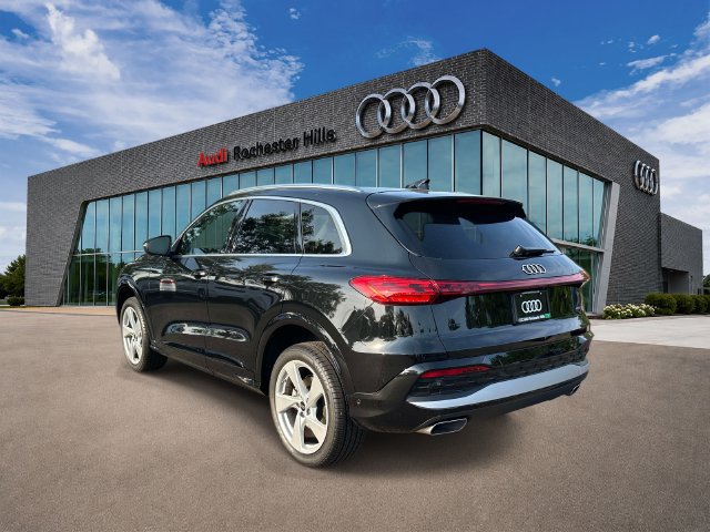 Certified 2025 Audi Q5 Premium Plus AWD/4WD image 4