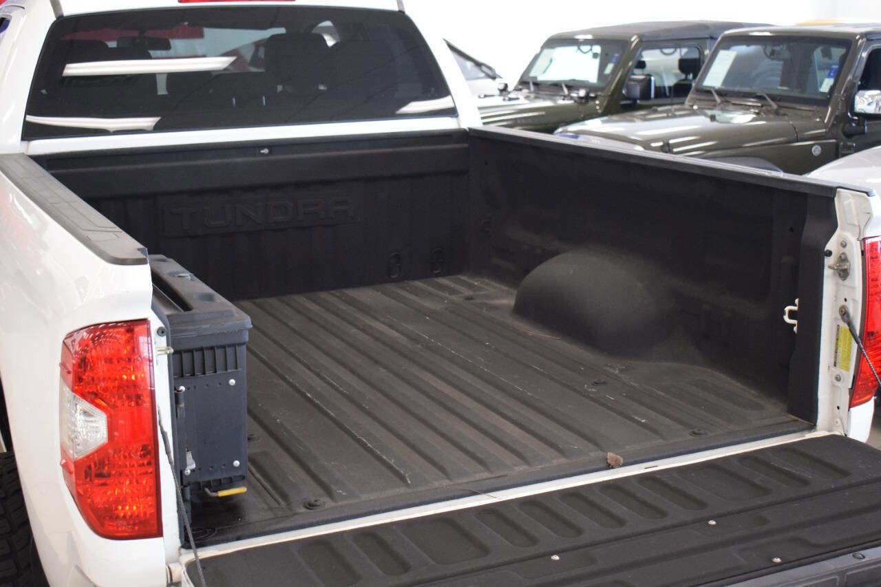 Used 2016 Toyota Tundra SR w/ Tow Package image 14