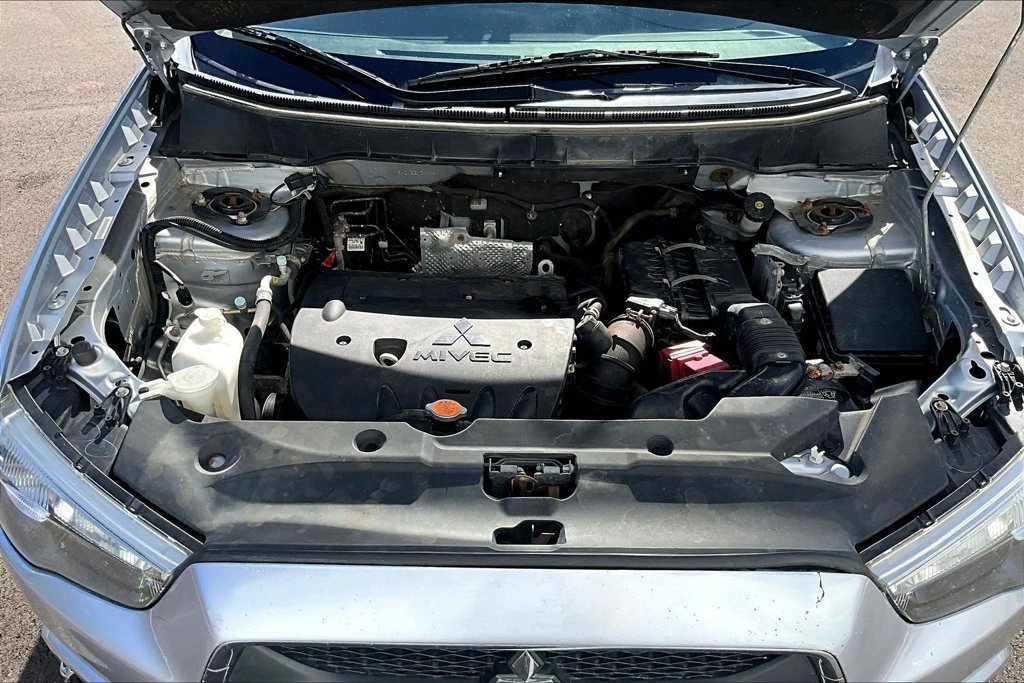 Used 2011 Mitsubishi Outlander Sport SE AWD/4WD image 30