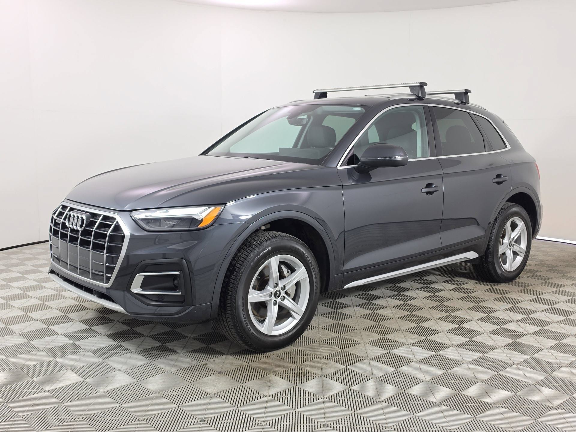 Certified 2023 Audi Q5 Premium Plus w/ Convenience Package AWD/4WD image 3