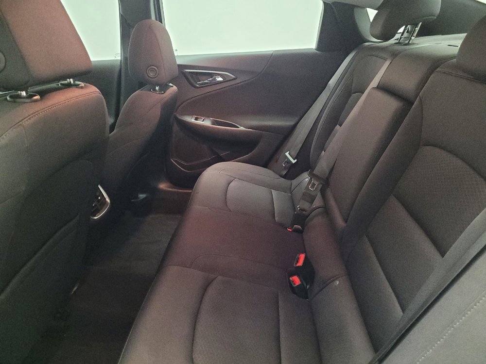 Used 2022 Chevrolet Malibu LT FWD image 18