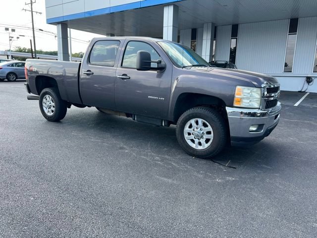 Used 2011 Chevrolet Silverado 2500 LTZ w/ LTZ Plus Package AWD/4WD image 4