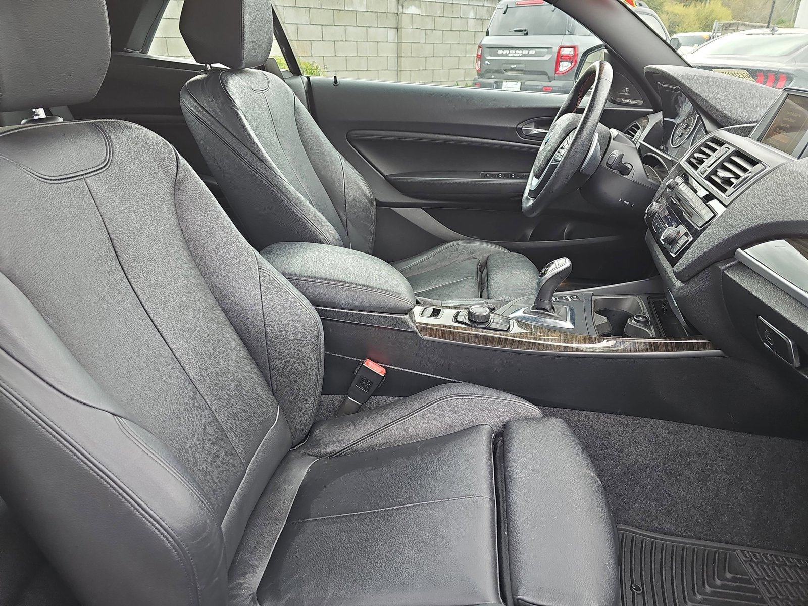 Used 2016 BMW 228i xDrive Convertible image 9
