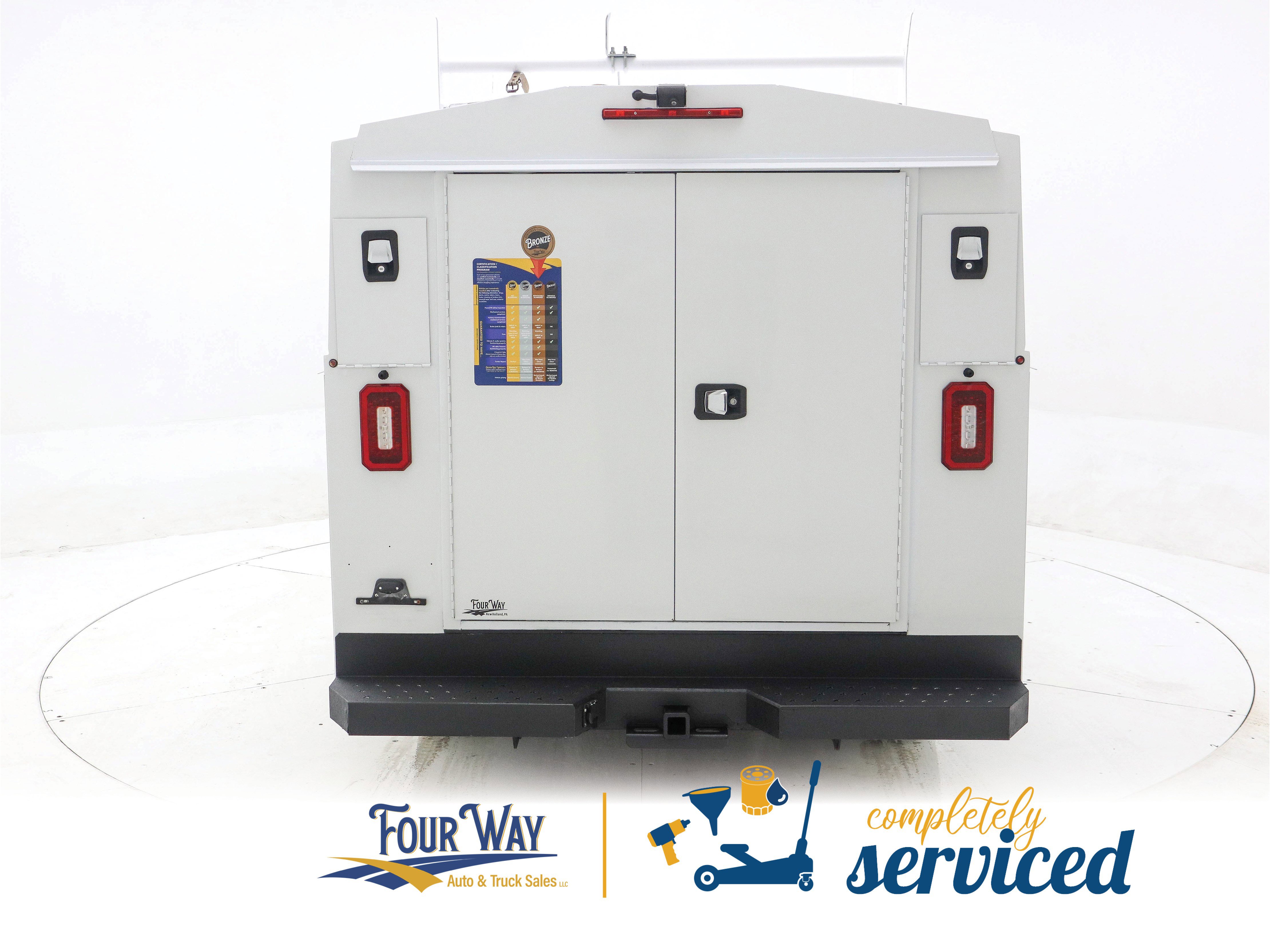 Used 2018 Ford Transit 350 138 w/ Interior Upgrade Package image 4