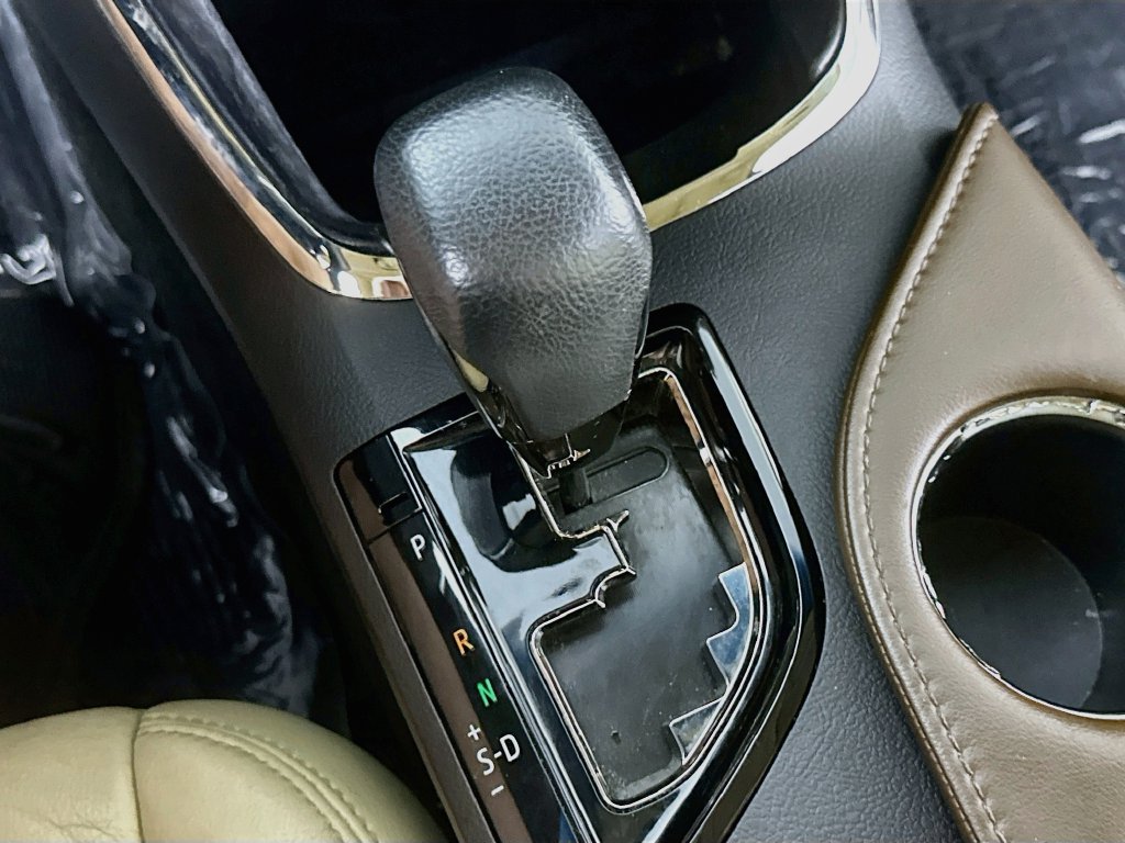 Used 2014 Toyota Avalon XLE Premium FWD image 31