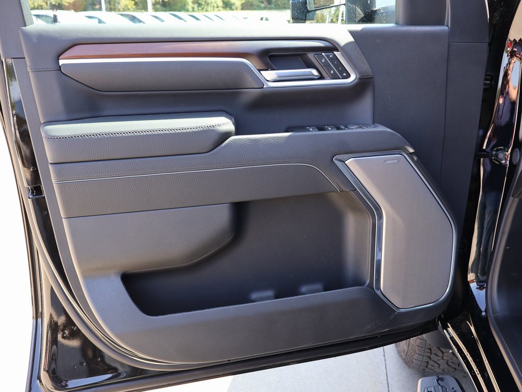 New 2026 GMC Sierra 3500 Denali w/ Denali Reserve Package image 12