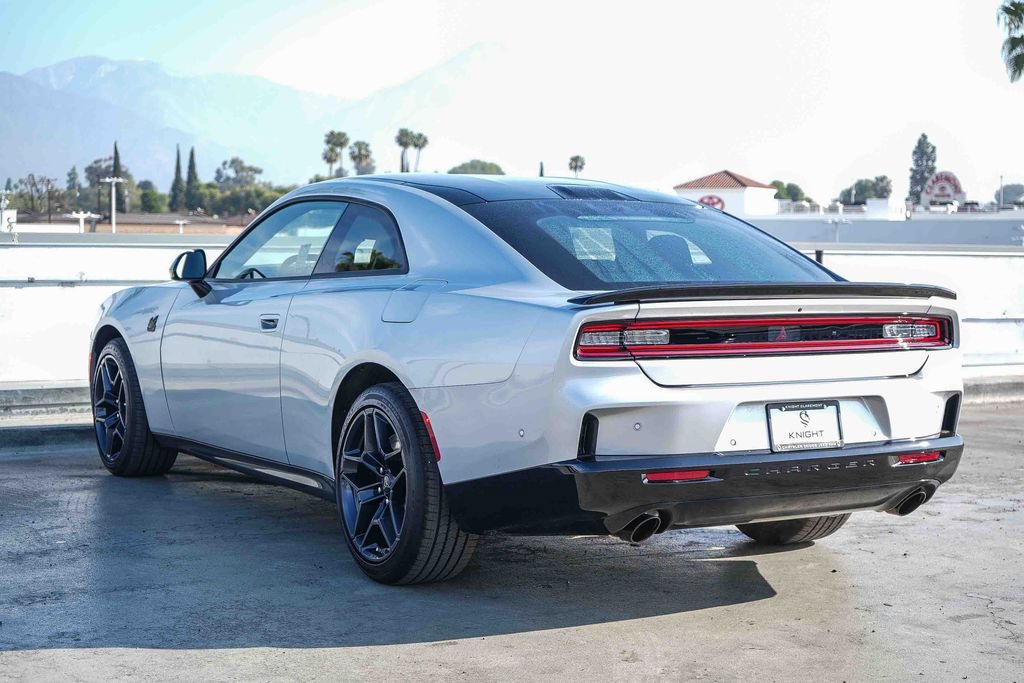 New 2026 Dodge Charger Scat Pack w/ Blacktop Package AWD/4WD image 9