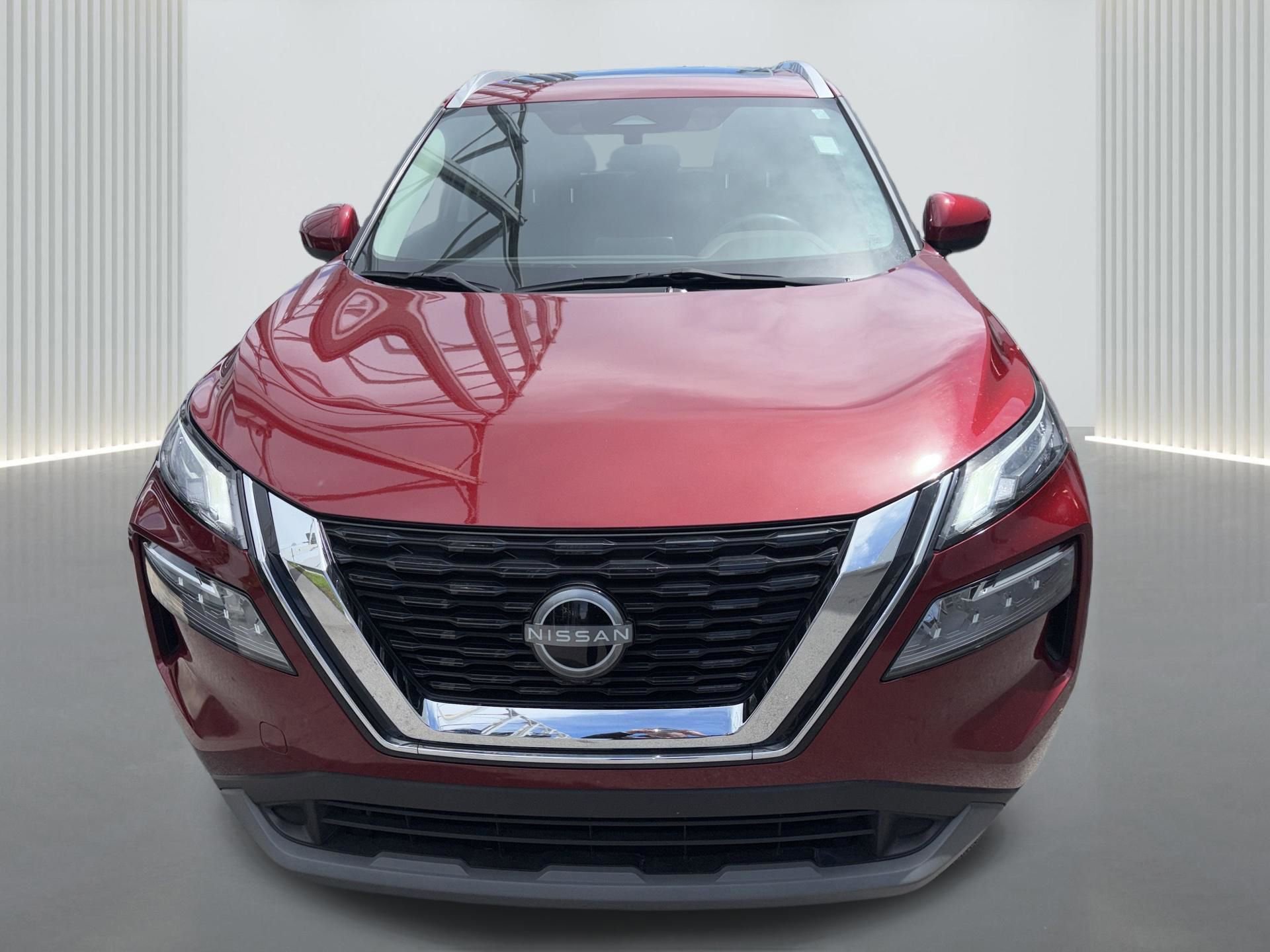 Used 2023 Nissan Rogue SV w/ SV Premium B Package image 7