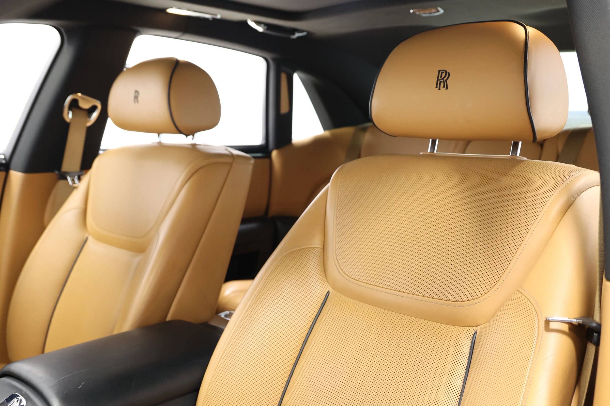 Used 2017 Rolls-Royce Ghost image 16