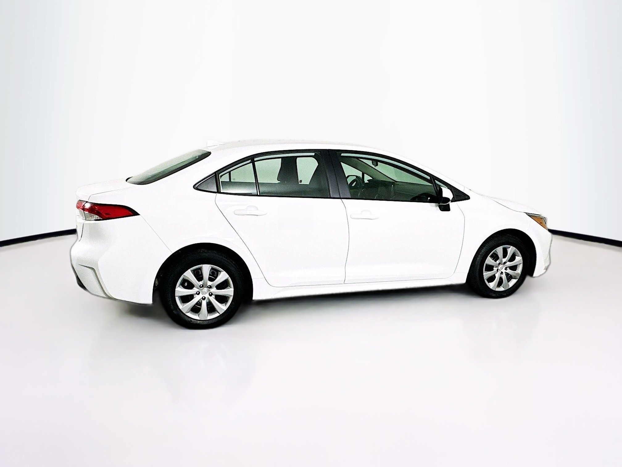 Used 2024 Toyota Corolla LE image 10