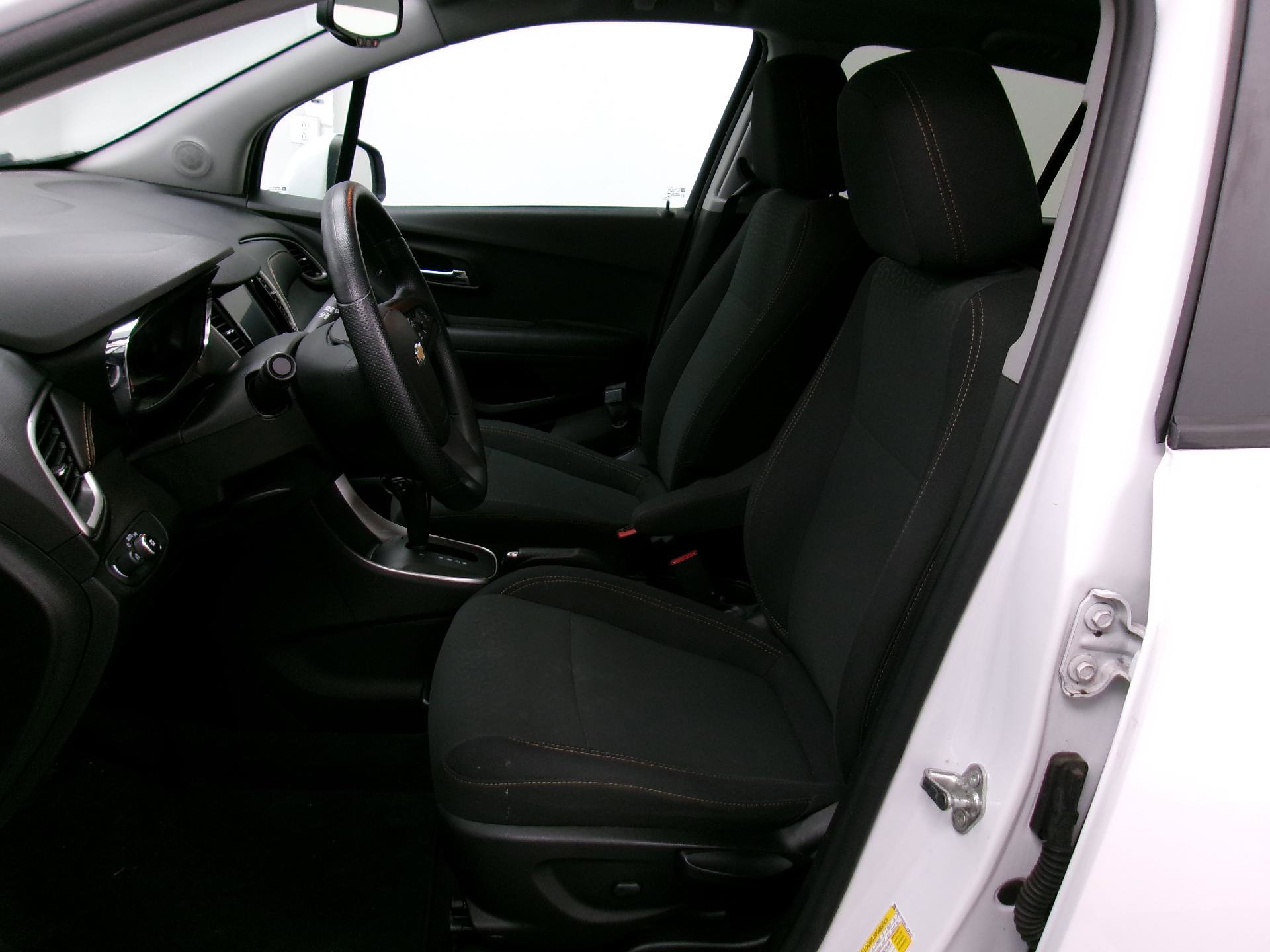 Used 2020 Chevrolet Trax LS w/ Tint and Cruise Package image 8