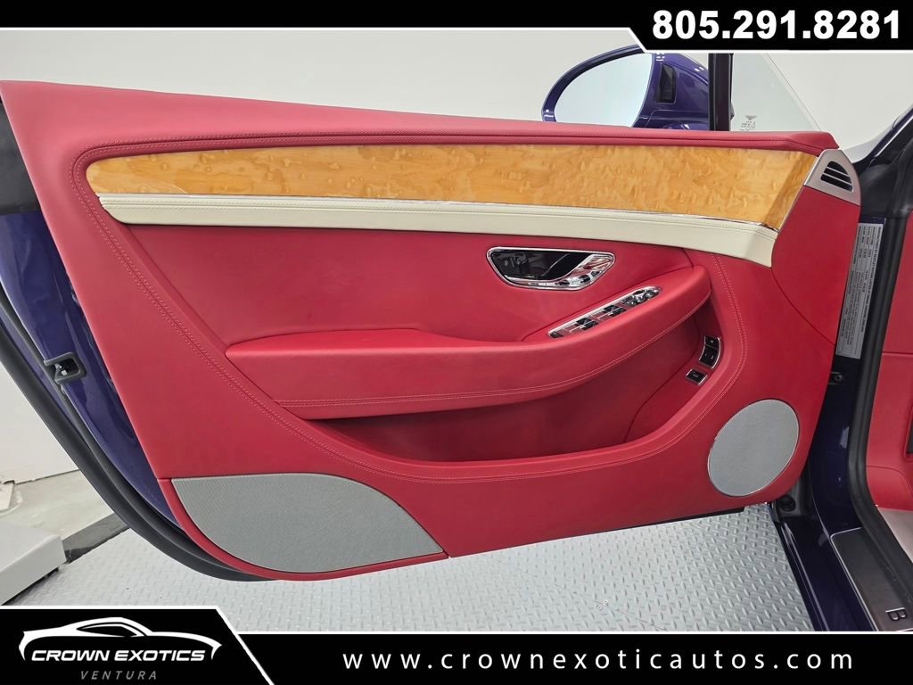 Used 2020 Bentley Continental GT image 28