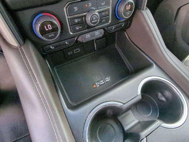Used 2022 Chevrolet Suburban LT AWD/4WD image 18