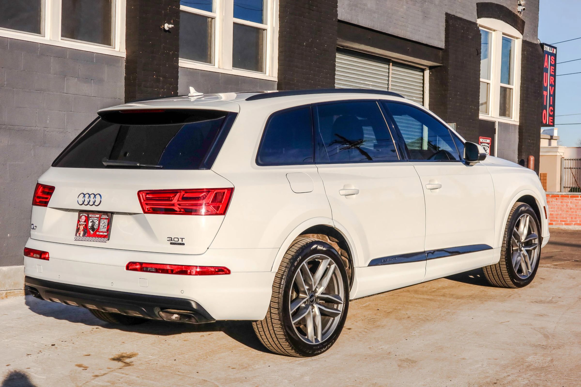 Used 2018 Audi Q7 3.0T Prestige w/ Prestige Package image 6