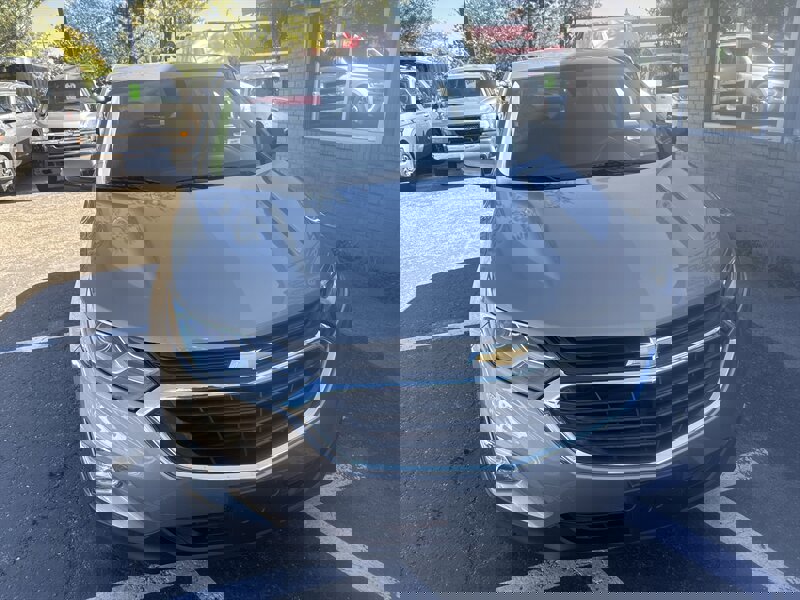 Used 2018 Chevrolet Equinox LT image 12