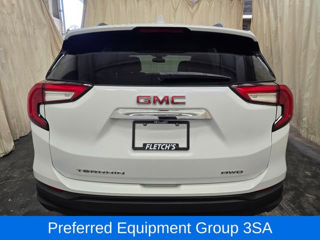 Used 2023 GMC Terrain SLE w/ Driver Convenience Package AWD/4WD image 8