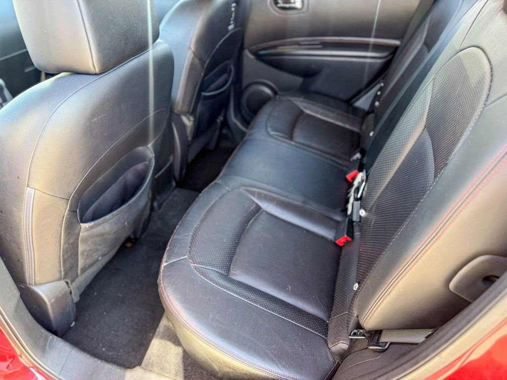 Used 2011 Nissan Rogue SV w/ SL Pkg image 19