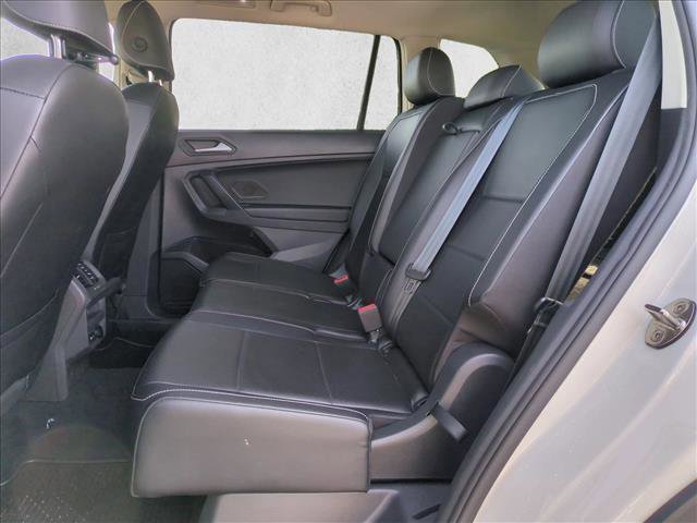 Used 2021 Volkswagen Tiguan SEL image 19