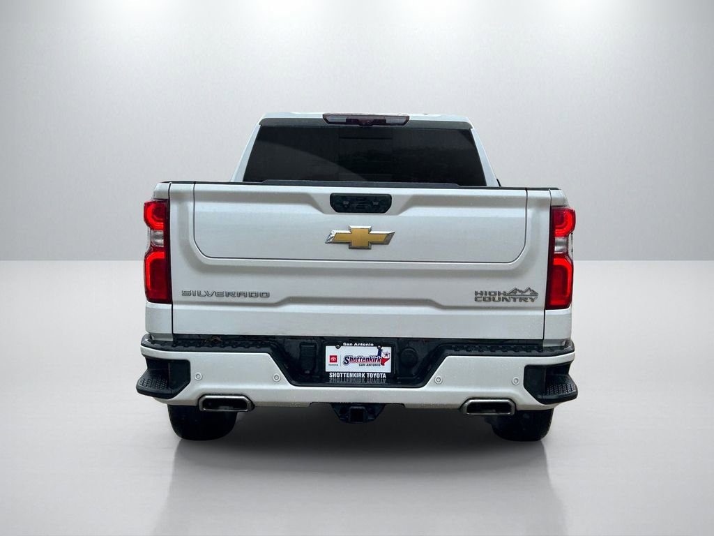 Used 2023 Chevrolet Silverado 1500 High Country w/ High Country Premium Package AWD/4WD image 6