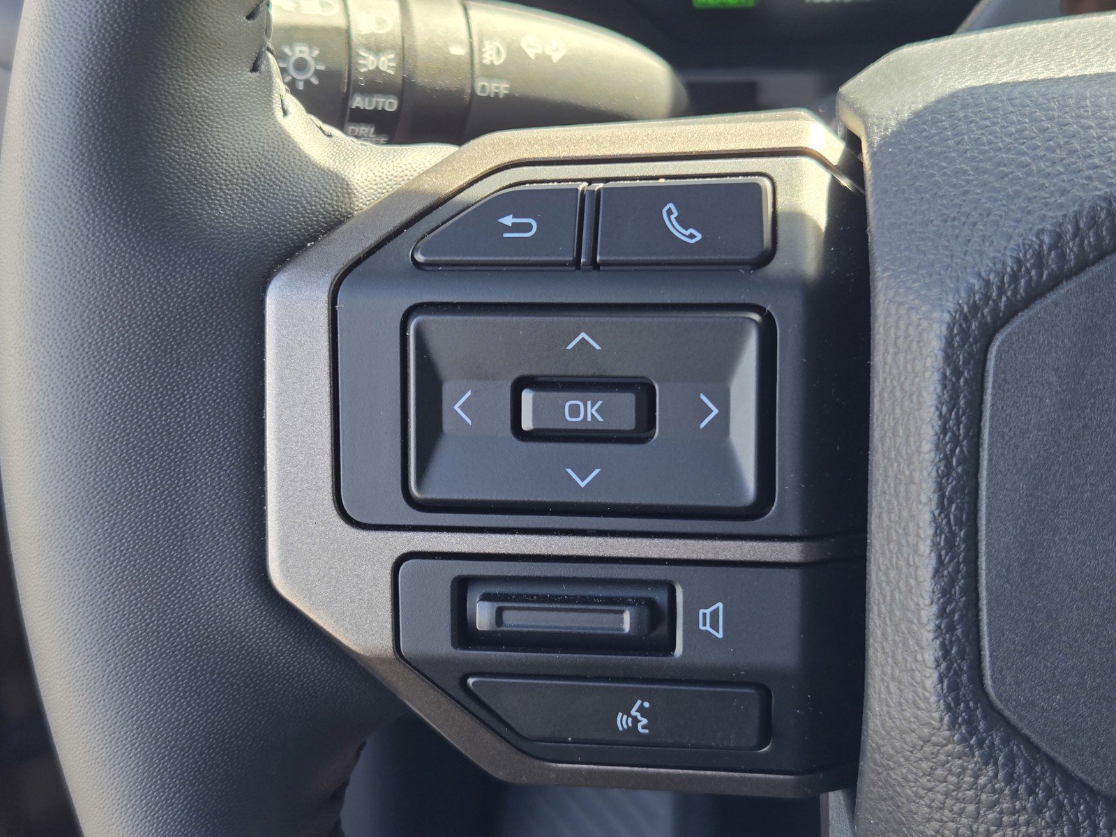 Used 2025 Toyota Land Cruiser w/ Premium Package image 24