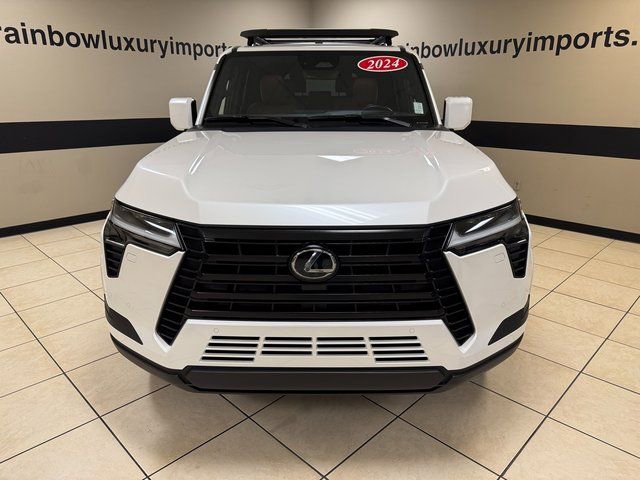 Used 2024 Lexus GX 550 w/ Cold Area Package AWD/4WD image 2